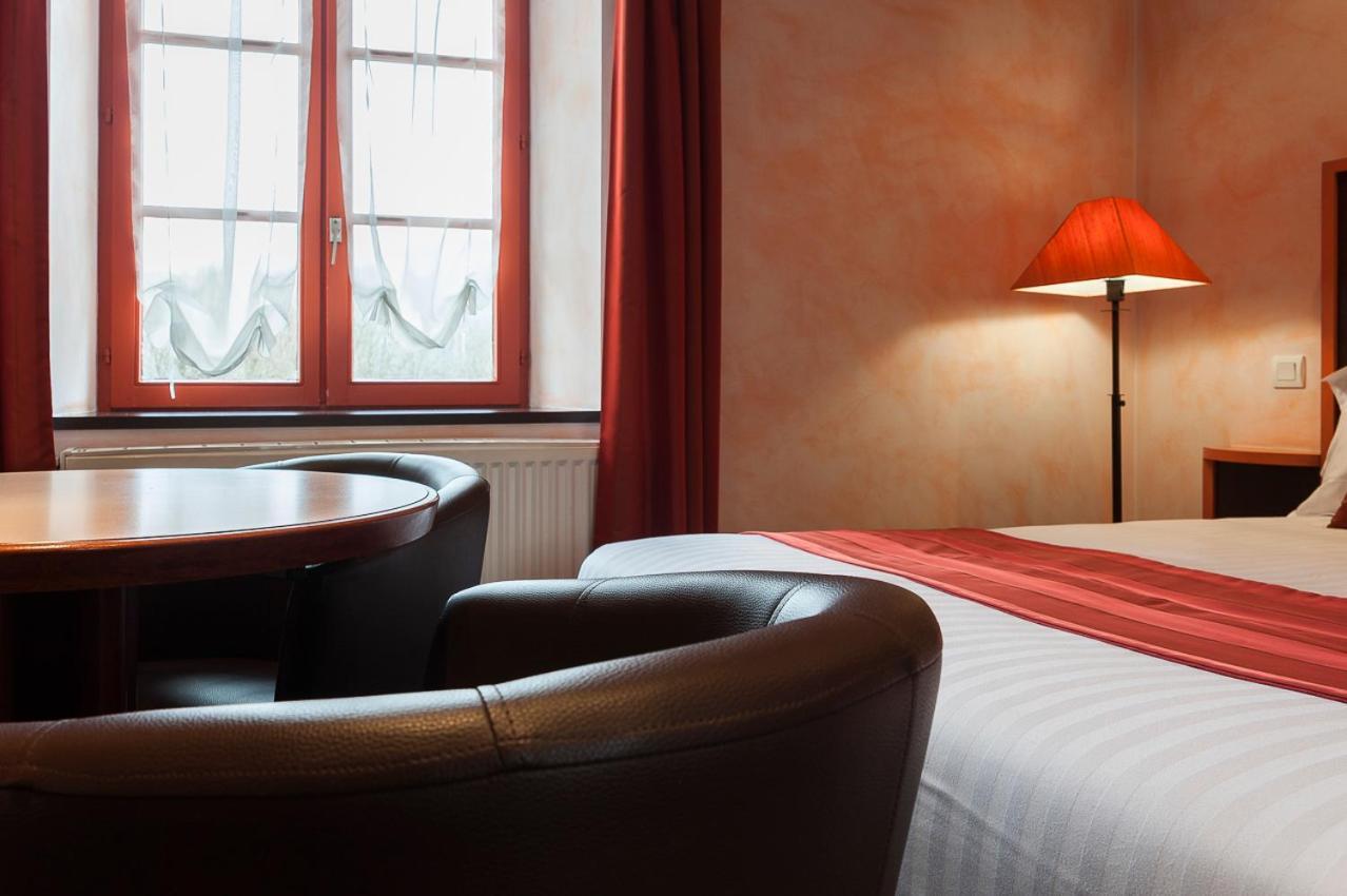 La Couronne Hotel Jougne Bagian luar foto